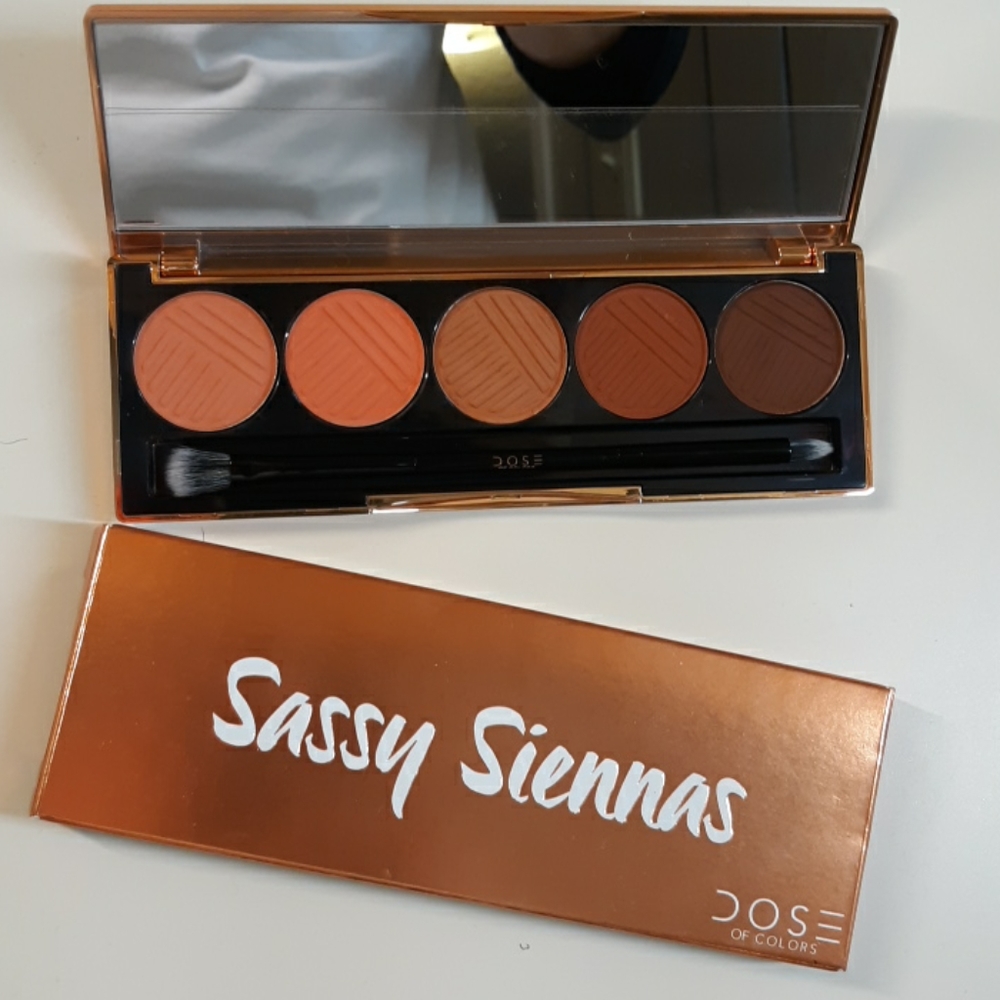 Dose Of Colors Sassy Sienna's Eyeshadow Palette